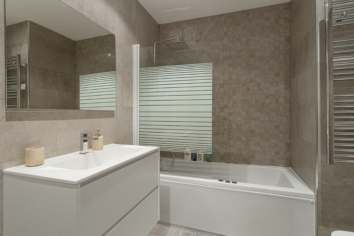 Apartament w L'Eixample, Barcelona, Hiszpania 4 sypialnie, 193 mkw. nr 67372