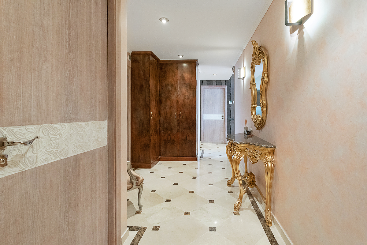 Apartament w L'Eixample, Barcelona, Hiszpania 4 sypialnie, 193 mkw. nr 67372