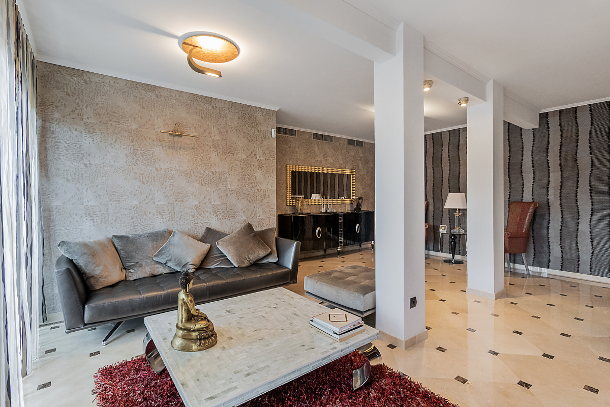 Apartament w L'Eixample, Barcelona, Hiszpania 4 sypialnie, 193 mkw. nr 67372