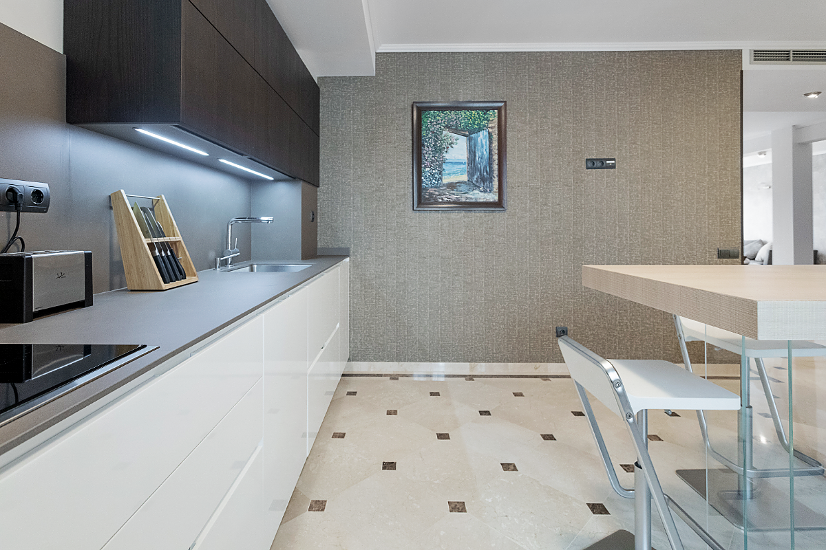 Apartament w L'Eixample, Barcelona, Hiszpania 4 sypialnie, 193 mkw. nr 67372