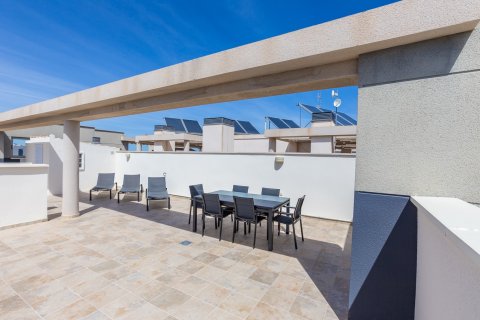 Apartment for sale in Villamartin, Alicante, Spain 4 bedrooms, 167 sq.m. No. 188976 - photo 3