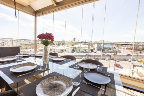 Apartment for sale in Villamartin, Alicante, Spain 4 bedrooms, 167 sq.m. No. 188976 - photo 28