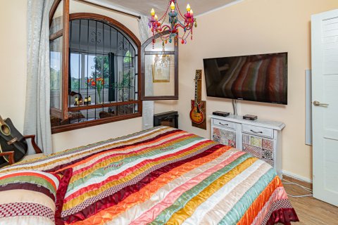 Villetta a schiera in vendita a Villamartin, Alicante, Spagna 2 camere da letto, 119 mq. N° 188978 - foto 23