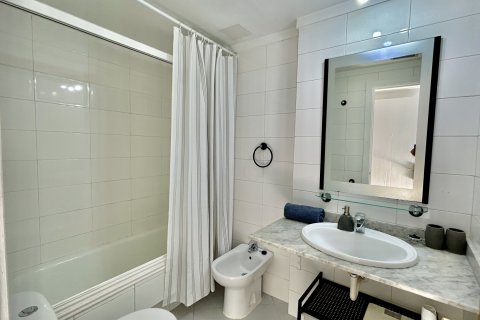 Apartment for sale in Santa Ponsa, Mallorca, Spain 2 bedrooms, 80 sq.m. No. 144389 - photo 18