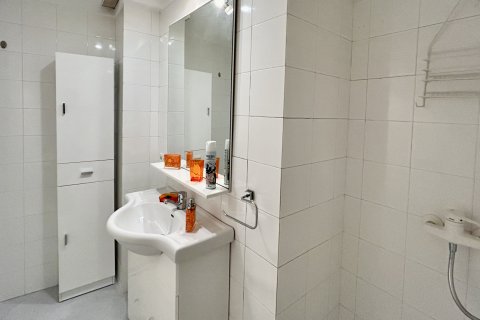 Apartment for sale in Santa Ponsa, Mallorca, Spain 2 bedrooms, 80 sq.m. No. 144389 - photo 16