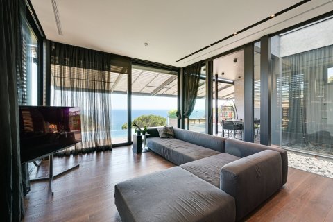 Villa for sale in Lloret de Mar, Girona, Spain 6 bedrooms, 561 sq.m. No. 180609 - photo 10