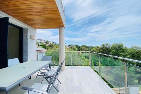Villa zum Verkauf in Lloret de Mar, Girona, Spanien 3 Schlafzimmer, 245 m2 Nr. 180611 - Foto 14