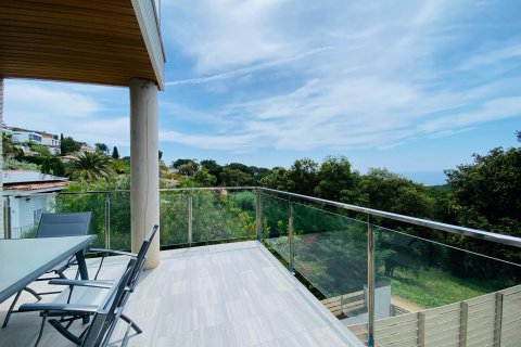 Villa zum Verkauf in Lloret de Mar, Girona, Spanien 3 Schlafzimmer, 245 m2 Nr. 180611 - Foto 15