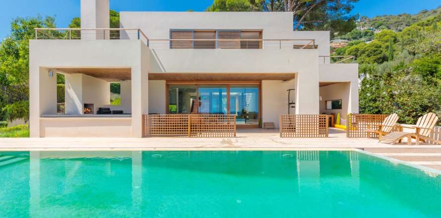 Villa a Begur, Girona, Spagna 5 camere da letto, 597 mq. N° 180605