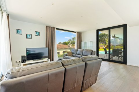 Villa for sale in Platja D'aro, Girona, Spain 4 bedrooms, 440 sq.m. No. 180606 - photo 13