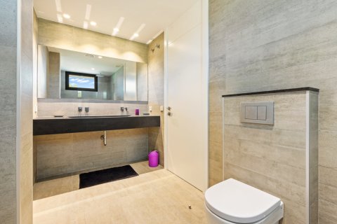 Villa for sale in Platja D'aro, Girona, Spain 4 bedrooms, 440 sq.m. No. 180606 - photo 24