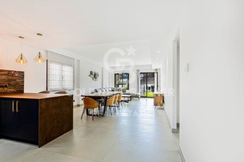 Lägenhet till salu i Marbella, Malaga, Spanien 4 sovrum, 128 kvm. Nr. 157343 - foto 26