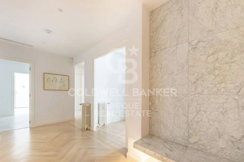 Wohnung zum Verkauf in Madrid, Spanien 3 Schlafzimmer, 204 m2 Nr. 157342 - Foto 13