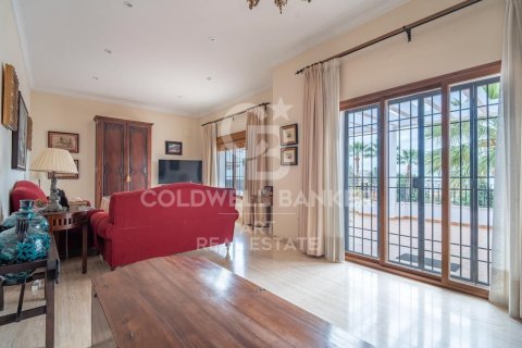 Villa for sale in Malaga, Spain 5 bedrooms, 805 sq.m. No. 157344 - photo 12