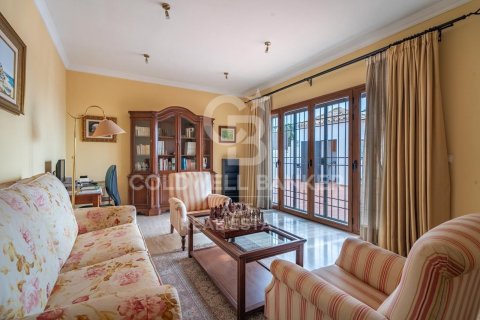 Villa for sale in Malaga, Spain 5 bedrooms, 805 sq.m. No. 157344 - photo 9