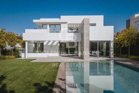 Villa in Marbella, Malaga, Spanien 5 Schlafzimmer,  Nr. 157340