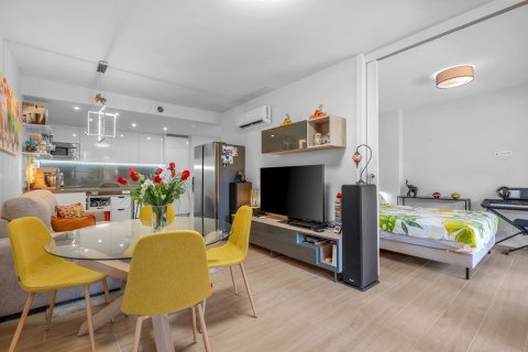 Apartment for sale in Alicante, Spain 2 bedrooms, 87 sq.m. No. 193754 - photo 15