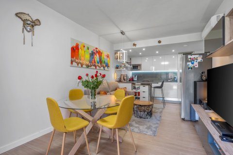 Apartment for sale in Alicante, Spain 2 bedrooms, 87 sq.m. No. 193754 - photo 16
