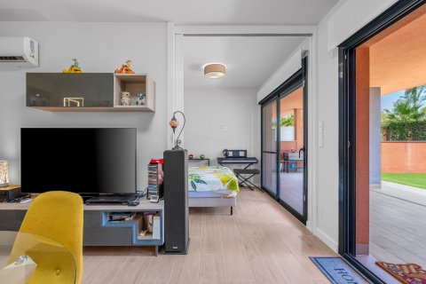 Apartment for sale in Alicante, Spain 2 bedrooms, 87 sq.m. No. 193754 - photo 20