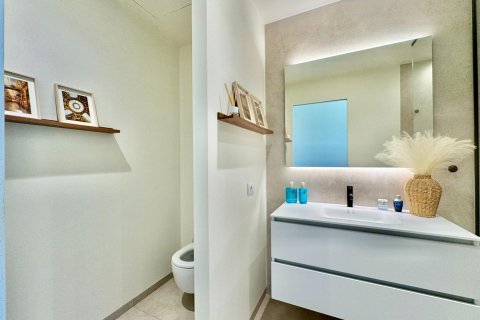 Apartament w Pinar De Campoverde, Alicante, Hiszpania 3 sypialnie, 136 mkw. nr 193757 – zdjęcie 15