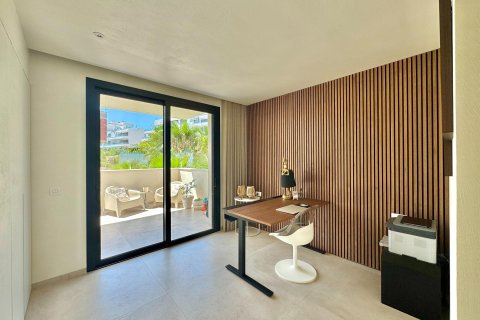 Apartament w Pinar De Campoverde, Alicante, Hiszpania 3 sypialnie, 136 mkw. nr 193757 – zdjęcie 27