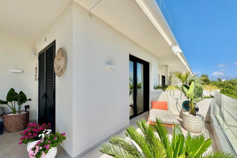Apartament w Pinar De Campoverde, Alicante, Hiszpania 3 sypialnie, 136 mkw. nr 193757 – zdjęcie 20