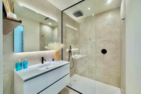 Apartament w Pinar De Campoverde, Alicante, Hiszpania 3 sypialnie, 136 mkw. nr 193757 – zdjęcie 16