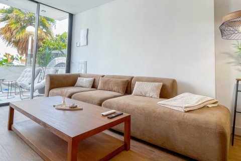 Townhouse for sale in Torrevieja, Alicante, Spain 3 bedrooms, 160 sq.m. No. 193755 - photo 13