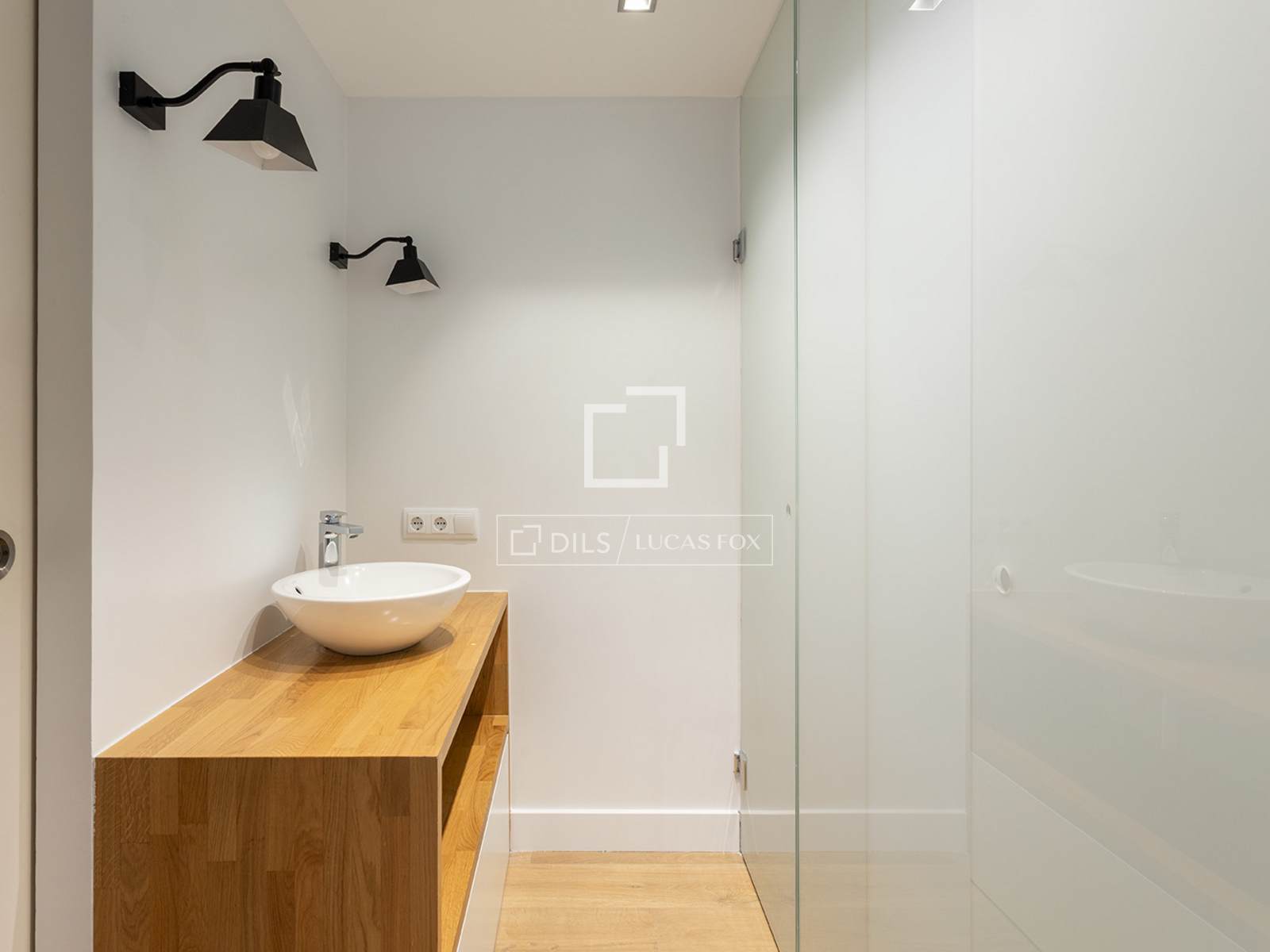 Wohnung in Barcelona, Spanien 3 Schlafzimmer, 103 m2 Nr. 192564