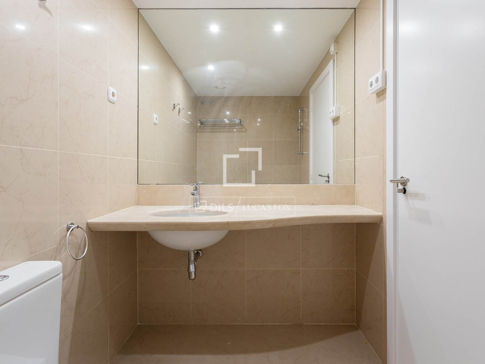 Wohnung in Barcelona, Spanien 3 Schlafzimmer, 103 m2 Nr. 192564