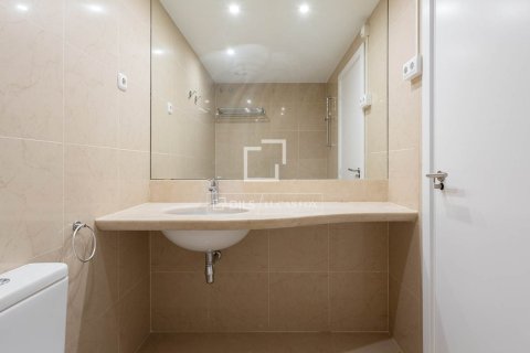 Apartamento en venta en Barcelona, España 3 dormitorios, 103 m2 No. 192564 - foto 7