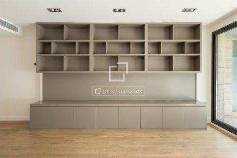 Apartamento en venta en Barcelona, España 3 dormitorios, 103 m2 No. 192564 - foto 10