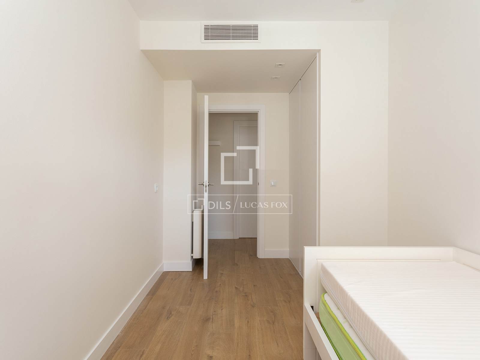 Wohnung in Barcelona, Spanien 3 Schlafzimmer, 103 m2 Nr. 192564
