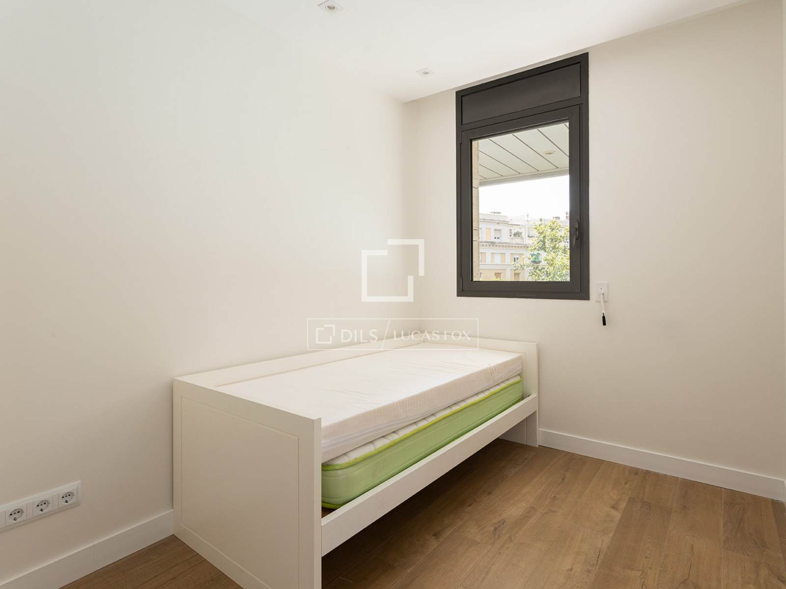 Wohnung in Barcelona, Spanien 3 Schlafzimmer, 103 m2 Nr. 192564