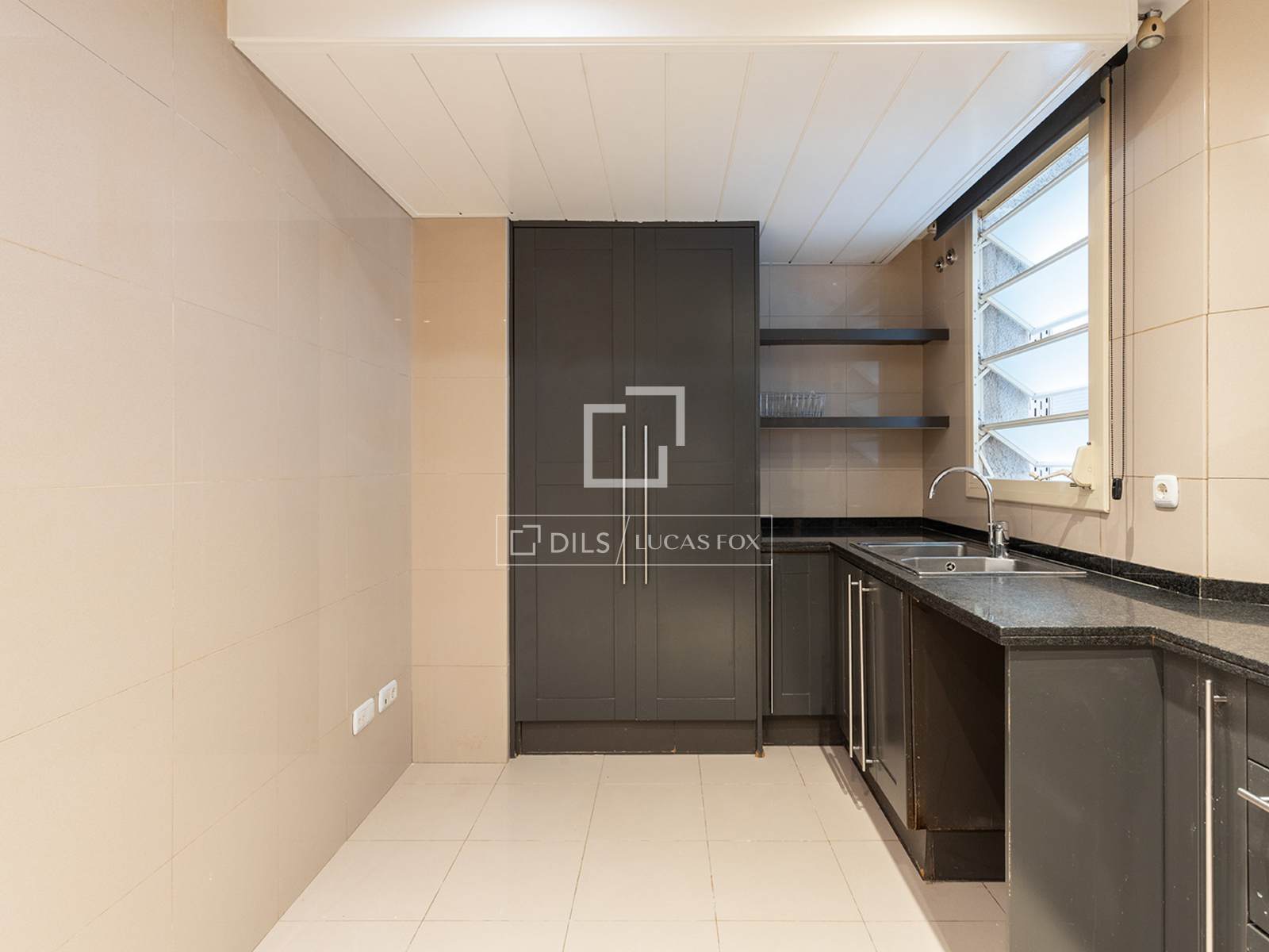 Wohnung in Barcelona, Spanien 3 Schlafzimmer, 103 m2 Nr. 192564