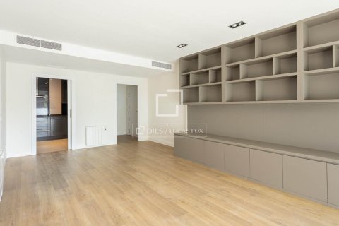 Apartamento en venta en Barcelona, España 3 dormitorios, 103 m2 No. 192564 - foto 11