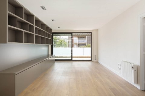 Apartamento en Barcelona, España 3 dormitorios, 103 m2 No. 192564