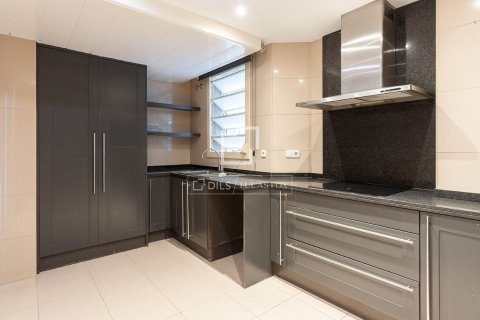 Apartamento en venta en Barcelona, España 3 dormitorios, 103 m2 No. 192564 - foto 14