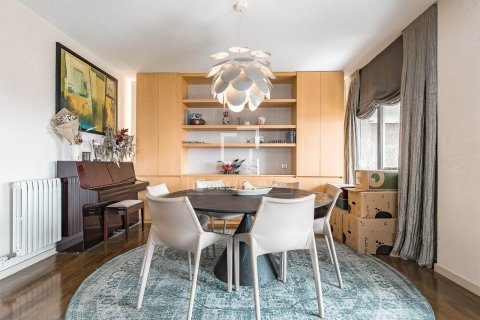 Apartamento en venta en Barcelona, España 4 dormitorios, 177 m2 No. 192565 - foto 4