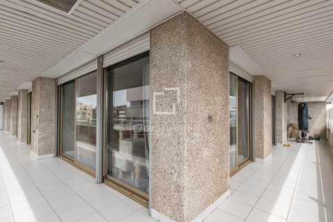 Apartamento en venta en Barcelona, España 4 dormitorios, 177 m2 No. 192565 - foto 13