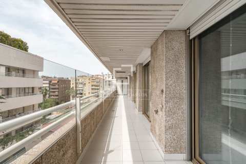 Apartamento en venta en Barcelona, España 4 dormitorios, 177 m2 No. 192565 - foto 16