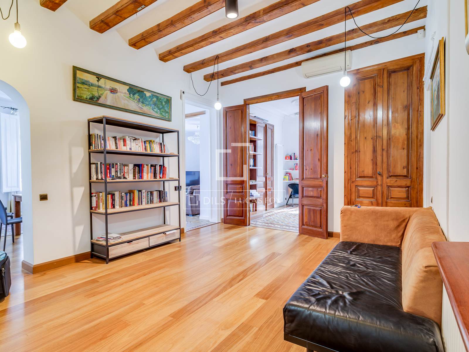 Apartment à Barcelona, Espagne 4 chambres, 193 m2 No. 192560