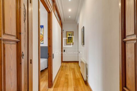 Appartamento in vendita a Barcelona, Spagna 4 camere da letto, 193 mq. N° 192560 - foto 28