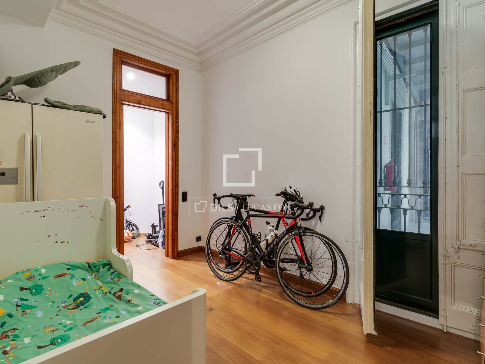 Apartment à Barcelona, Espagne 4 chambres, 193 m2 No. 192560