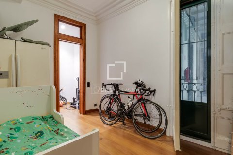 Appartamento in vendita a Barcelona, Spagna 4 camere da letto, 193 mq. N° 192560 - foto 17