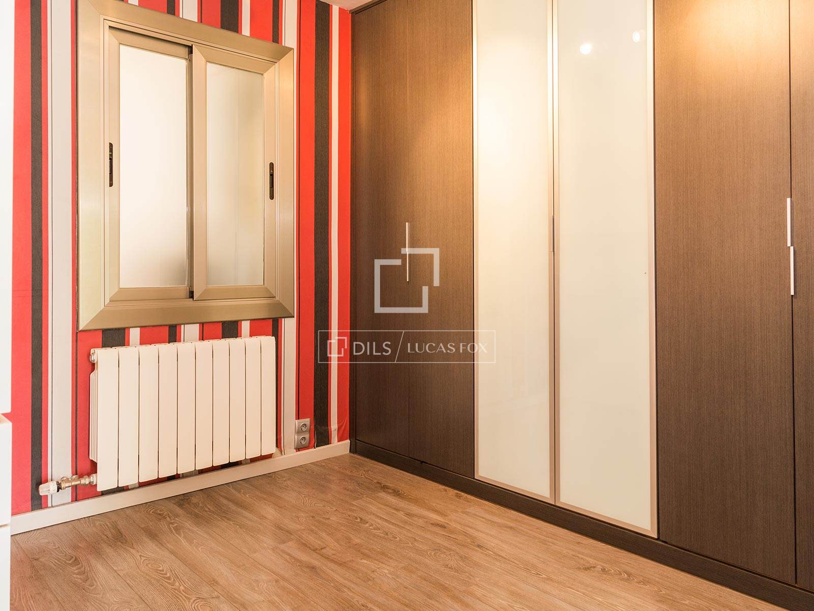 Huoneisto Barcelona, Espanja 3 makuuhuonetta, 90 m2 No. 192566