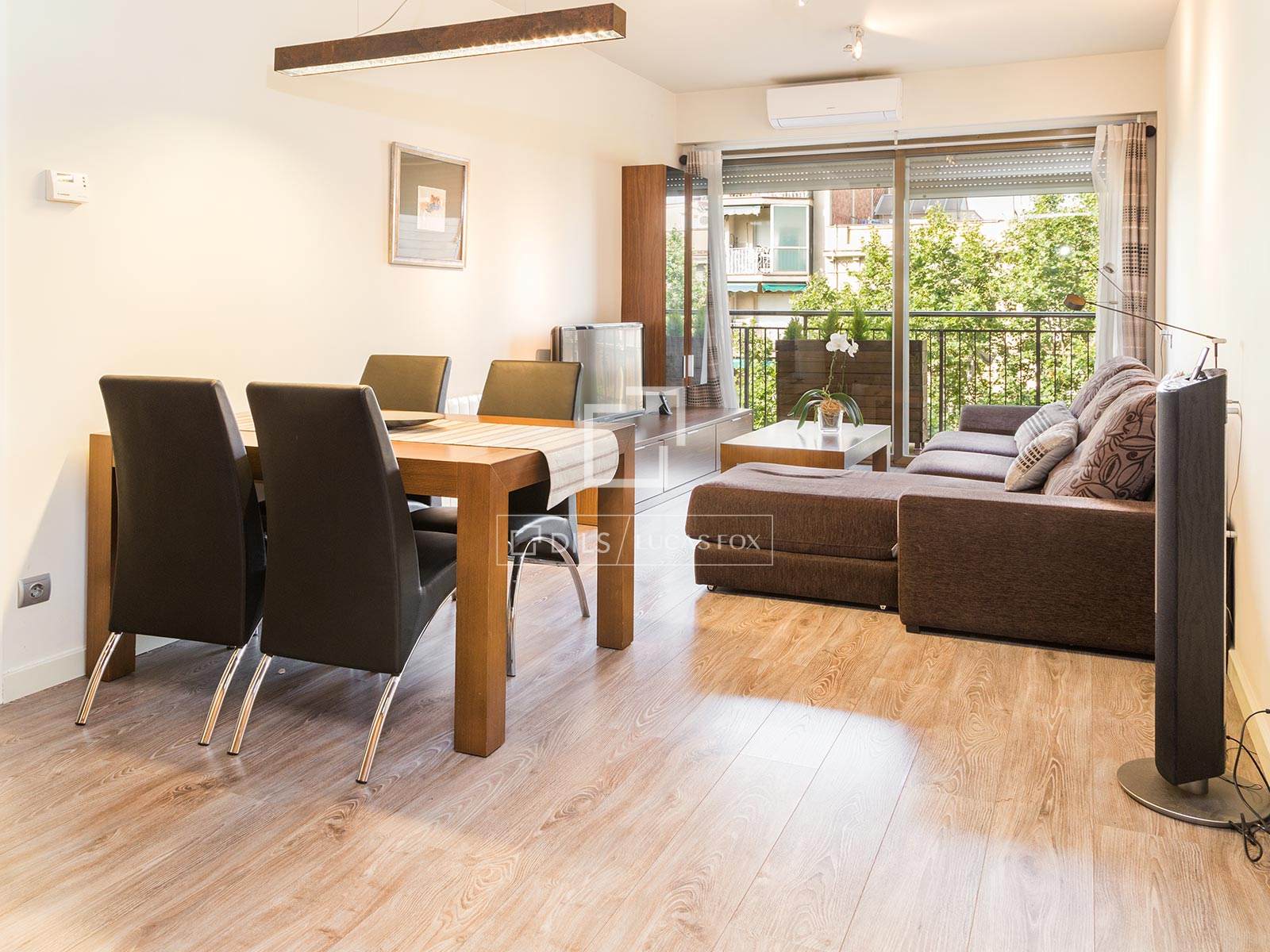 Huoneisto Barcelona, Espanja 3 makuuhuonetta, 90 m2 No. 192566