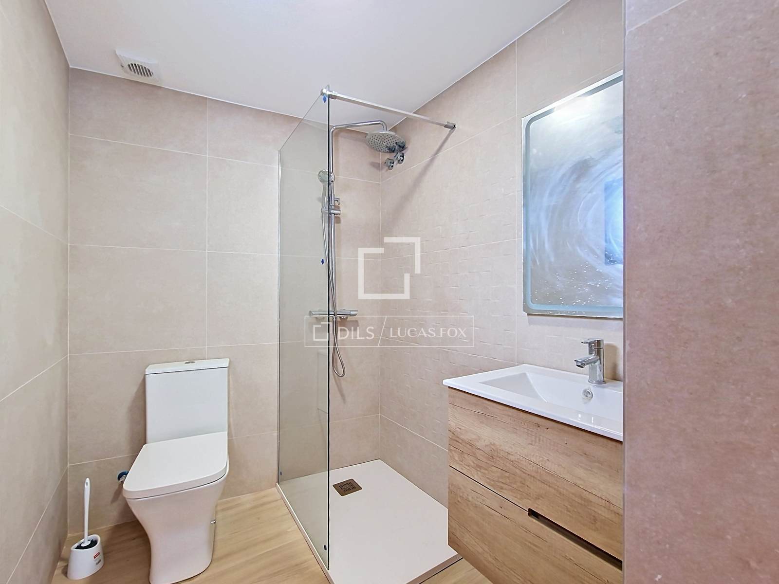Villa in Vilanova i la Geltru, Barcelona, Spanien 3 Schlafzimmer, 110 m2 Nr. 192562