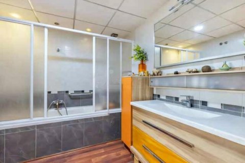 Villa in vendita a Torrevieja, Alicante, Spagna 4 camere da letto, 250 mq. N° 156079 - foto 23