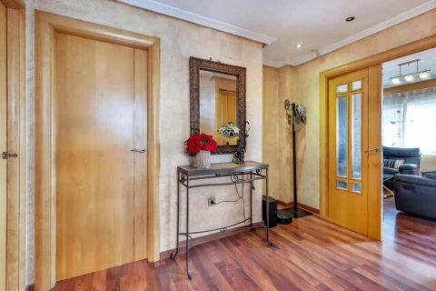 Villa in vendita a Torrevieja, Alicante, Spagna 4 camere da letto, 250 mq. N° 156079 - foto 7